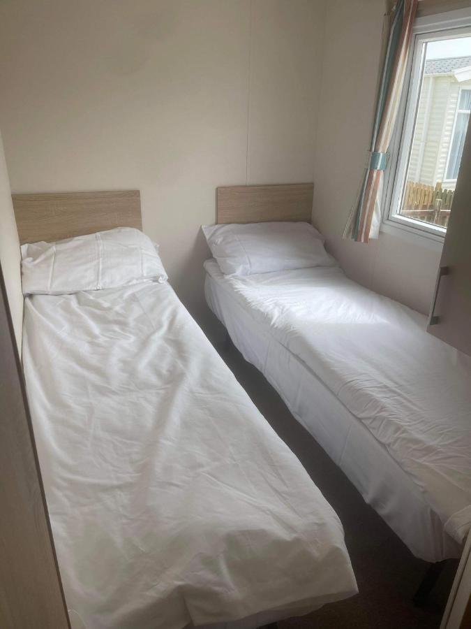185 Holiday Resort Unity Berrow Экстерьер фото